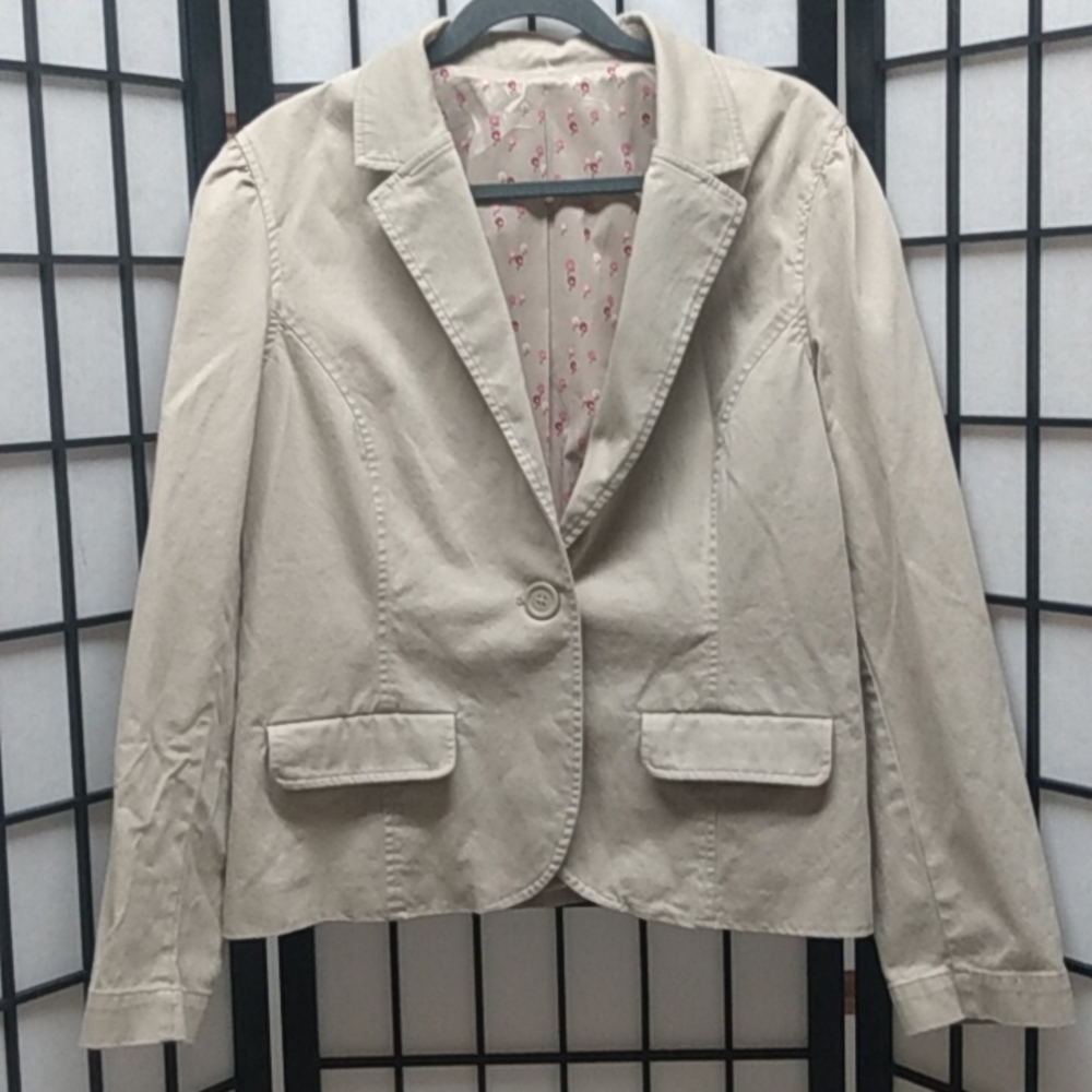 Blazer/Jacket long sleeve tan with pockets